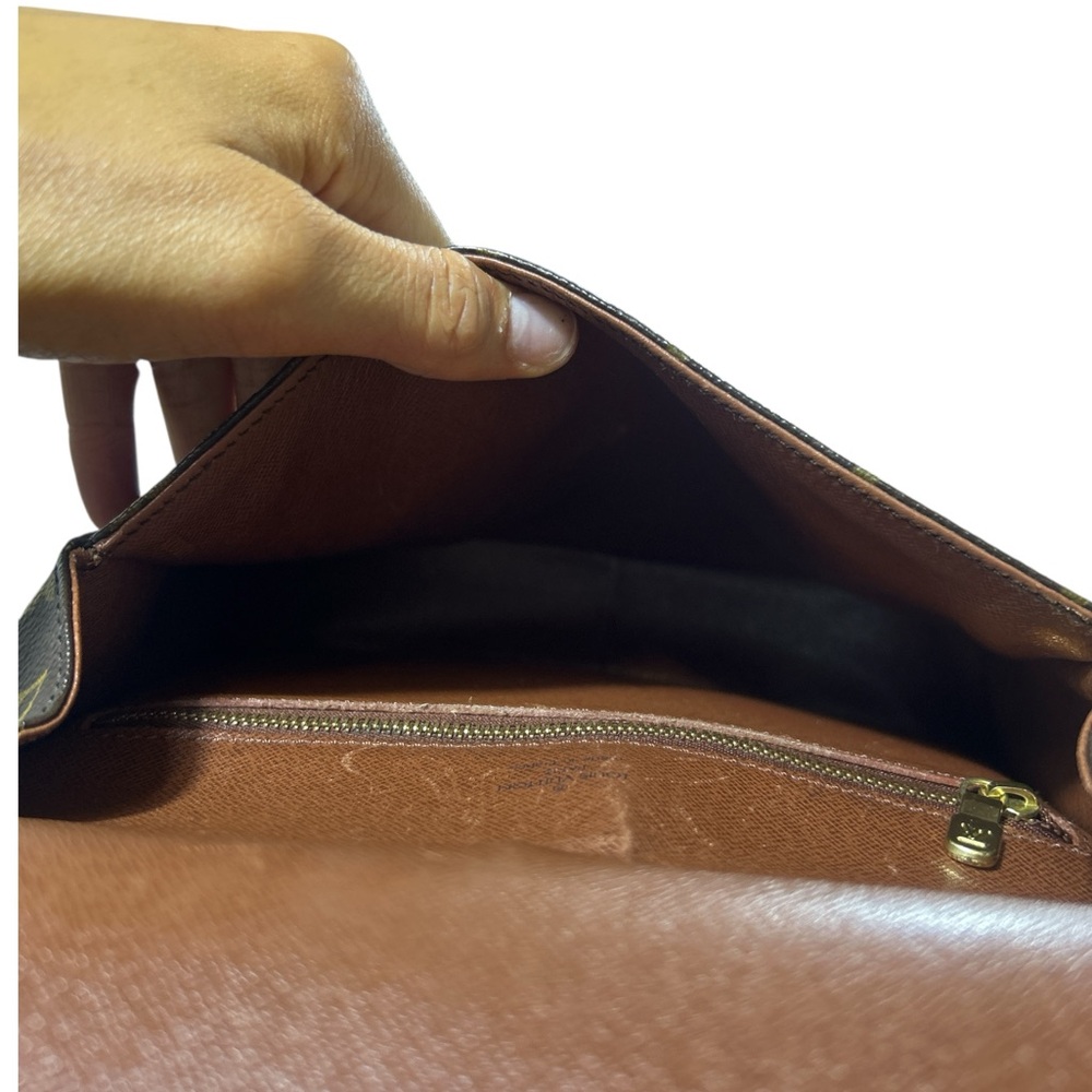 Louis Vuitton Monogram Saint Cloud GM Crossbody Bag Purse LV Monogram Canvas - Picture 8 of 9